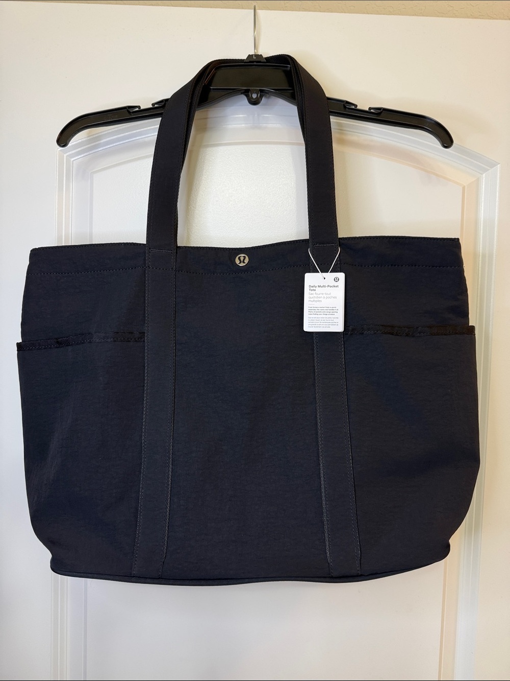 NWT Lululemon Daily Multi-Pocket Tote